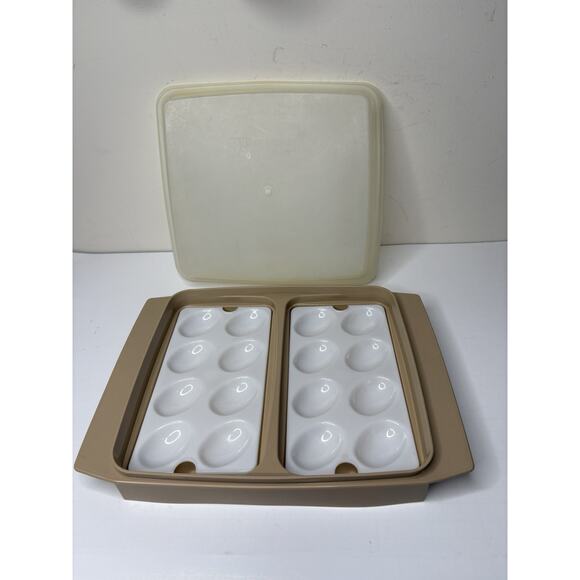 Vintage Tupperware 723-3 Deviled EGG Holder Carrier 4-Pc Almond Sheer Lid 1970's - Picture 1 of 13